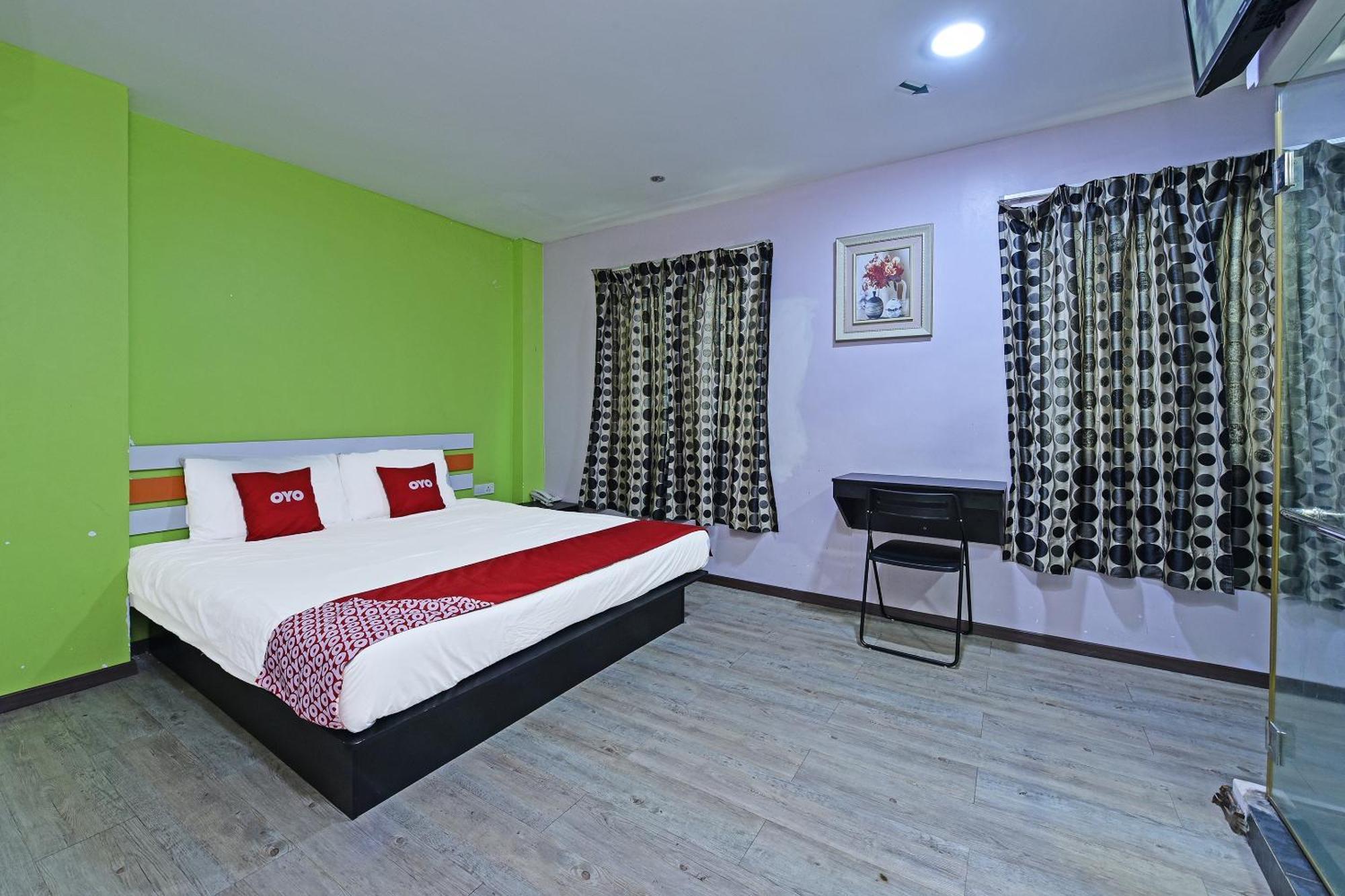 Super Oyo 992 Orange Hotel Kuala Pilah Exterior foto